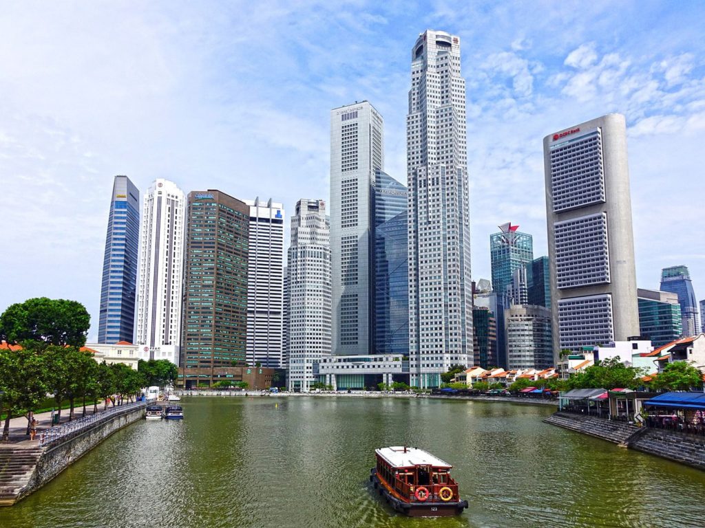 Singapore-River-and-skyline